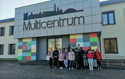 Zdjęcie do Wycieczna kl. IV-VII do Multimedialnego Centrum Natura w Ostrołęce