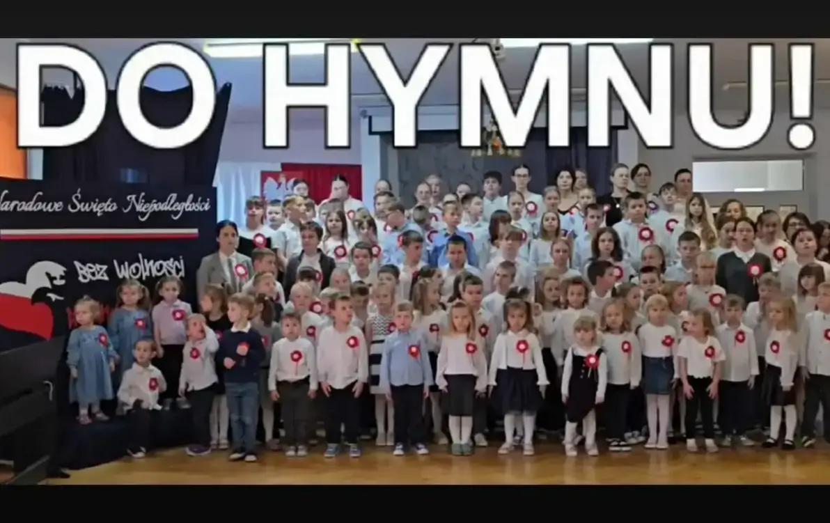 Zdjęcie do Szkoła do hymnu